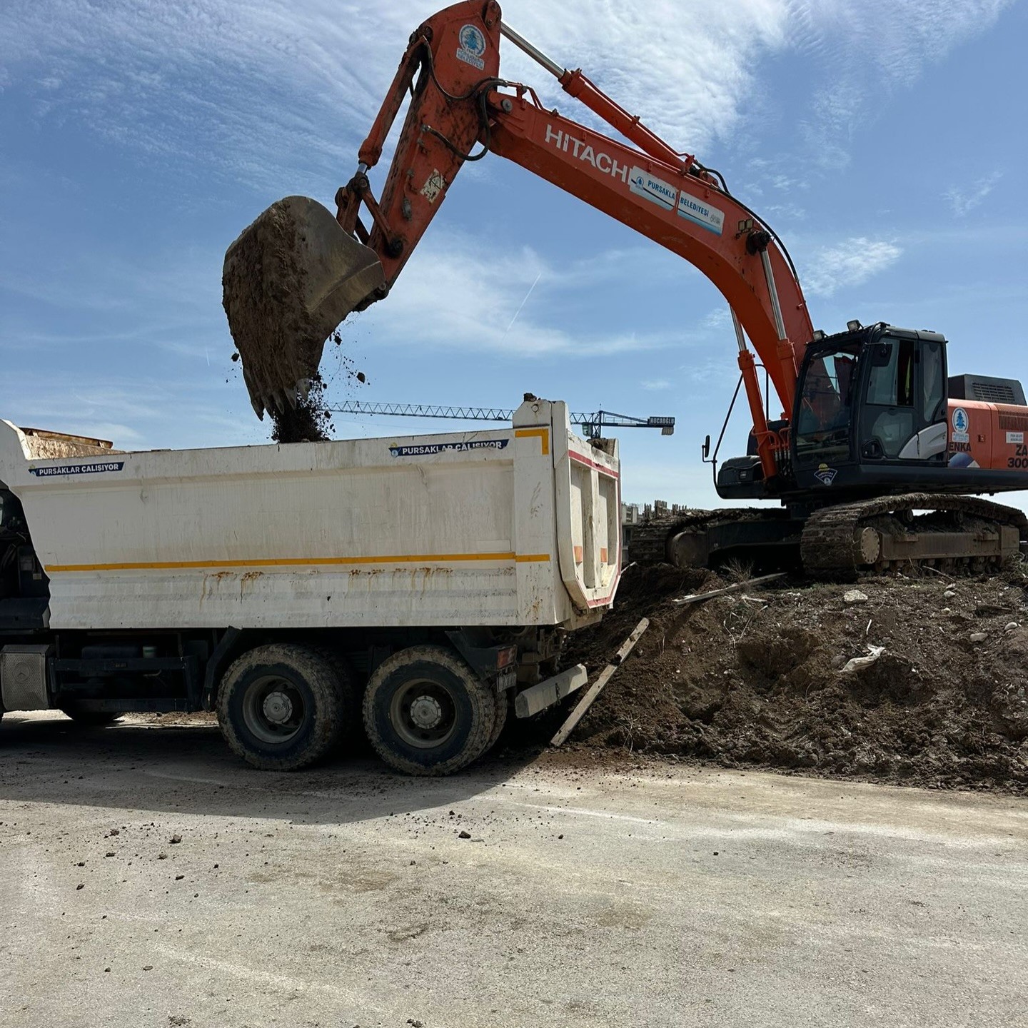 Pursaklar&rsquo;da geleceğin yolları inşa ediliyor
