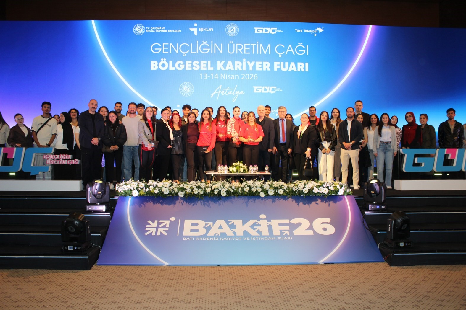 BAKİF26&rsquo;da kadın milli sporculara ilgi

