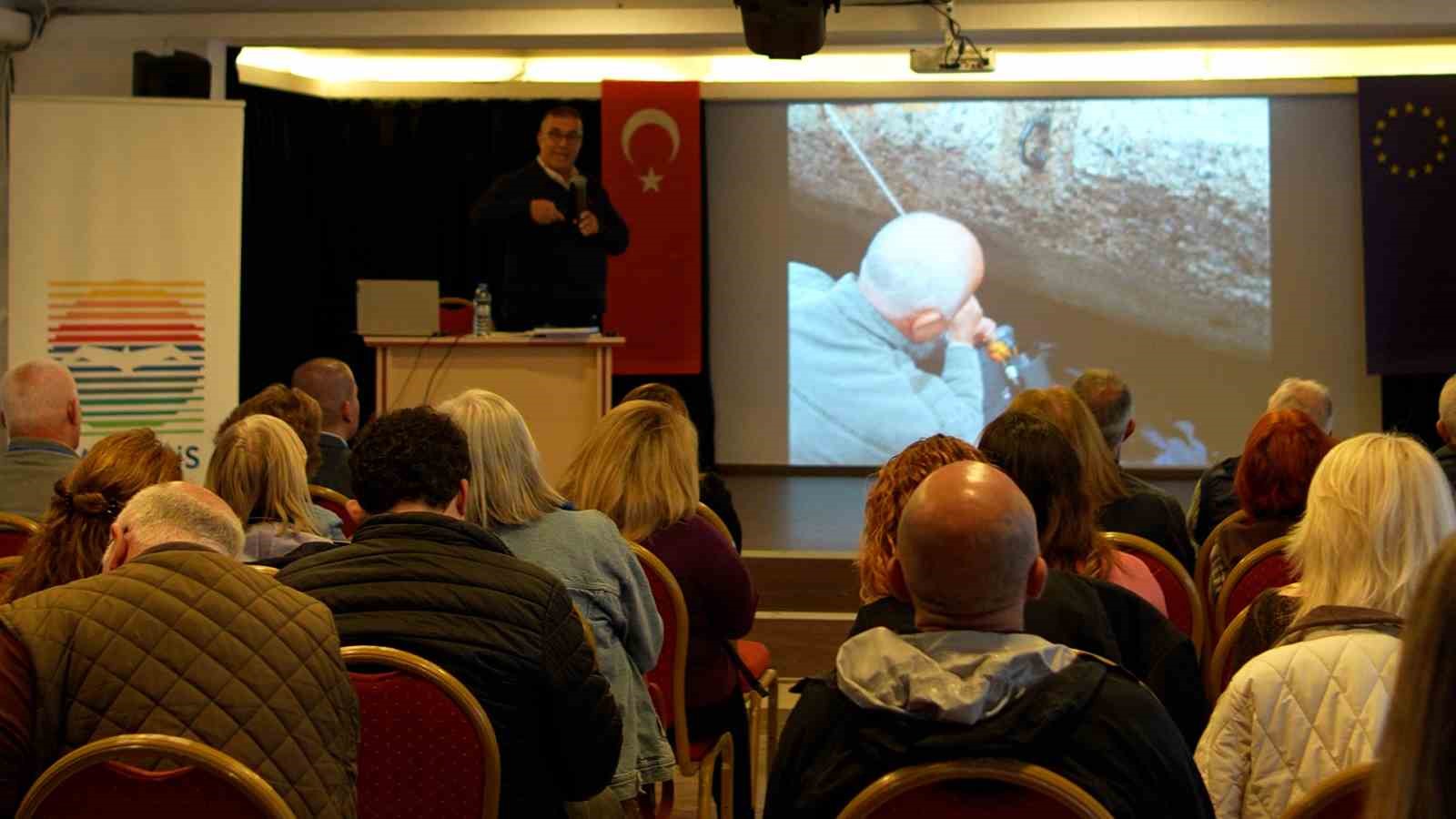 Marmaris K&ouml;rfezi masaya yatırıldı
