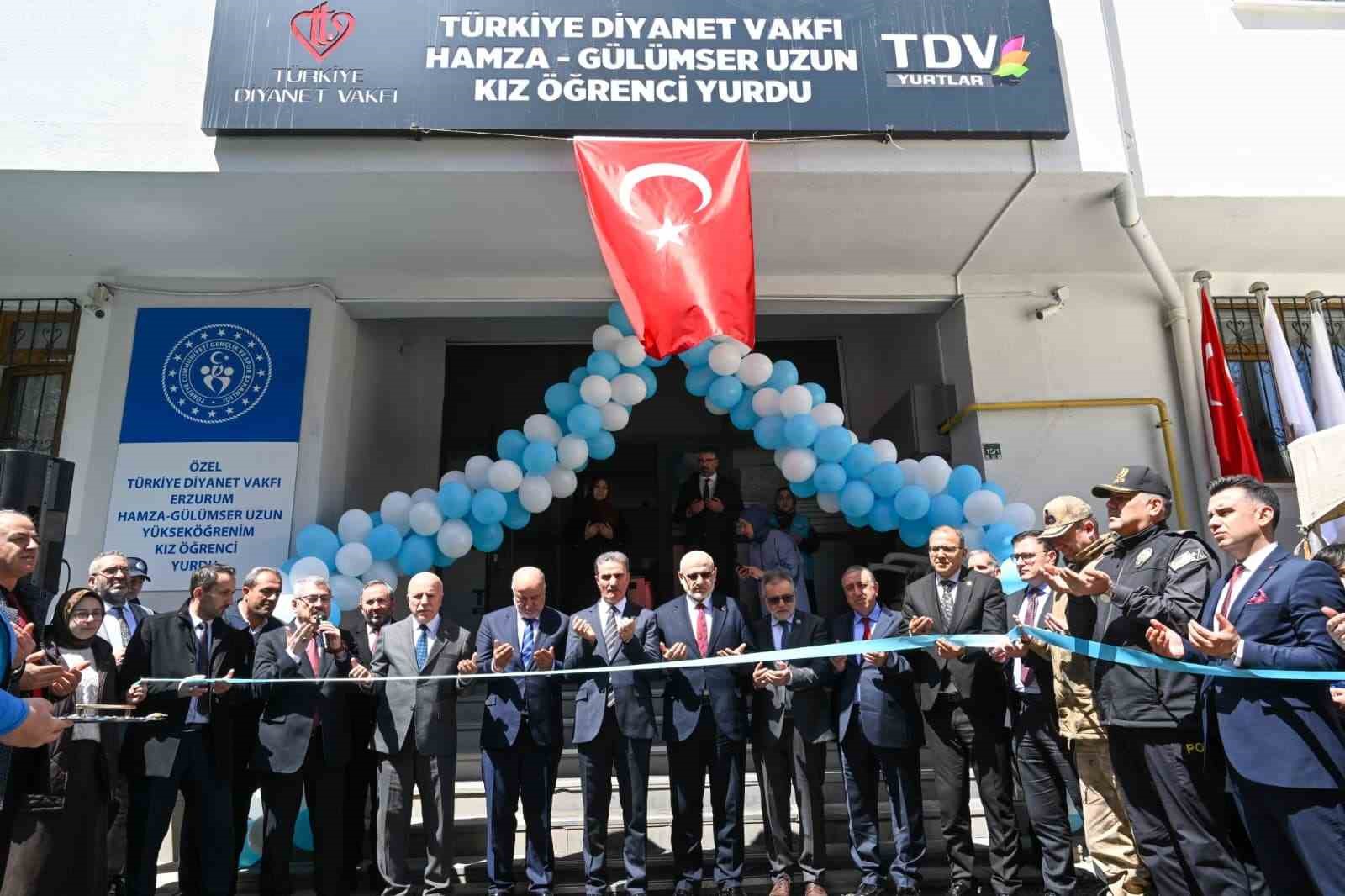 Erzurum’da yükseköğrenim kız yurdu törenle açıldı