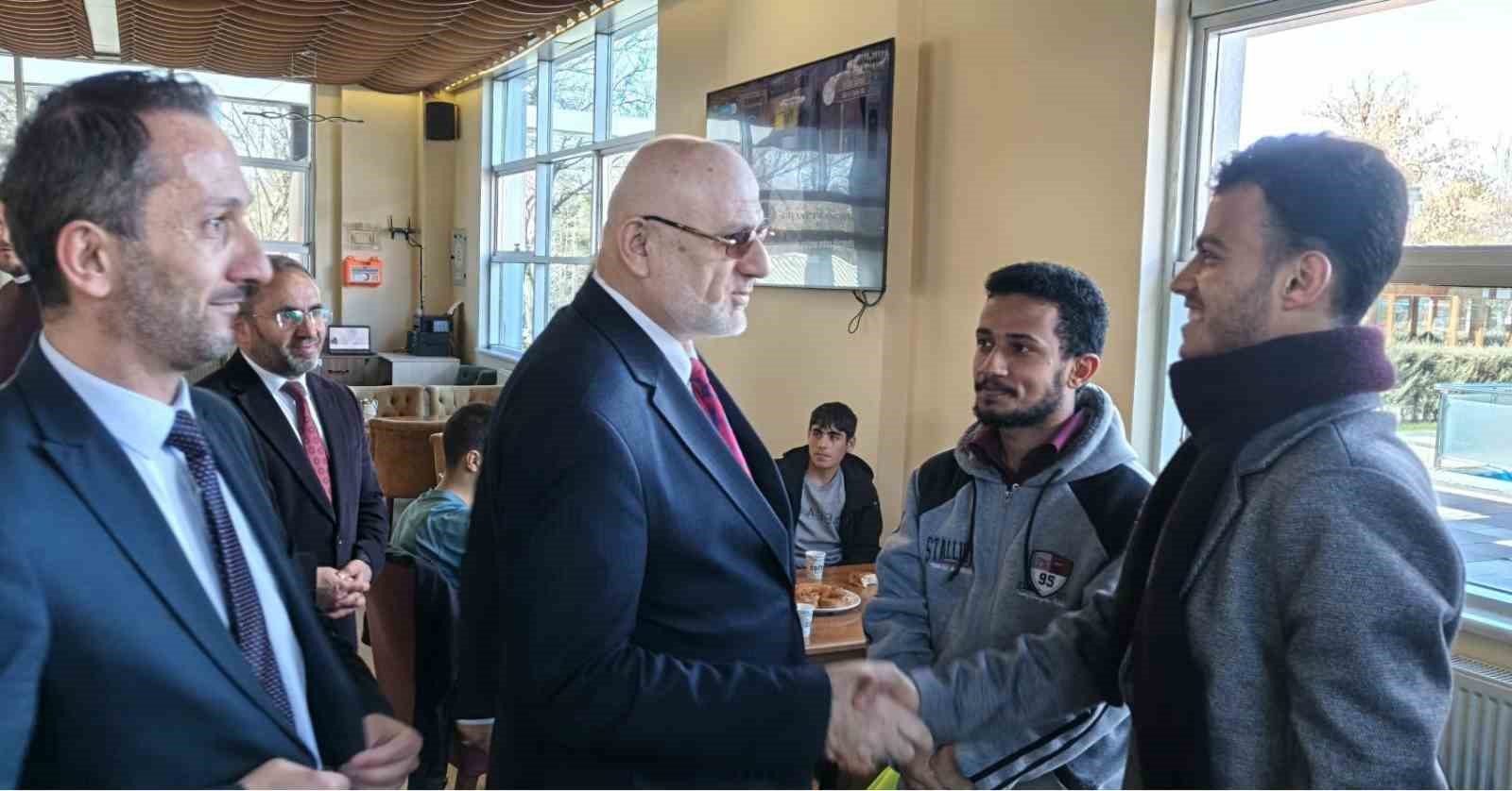 İl&ccedil;e m&uuml;ft&uuml;leri bir araya geldi
