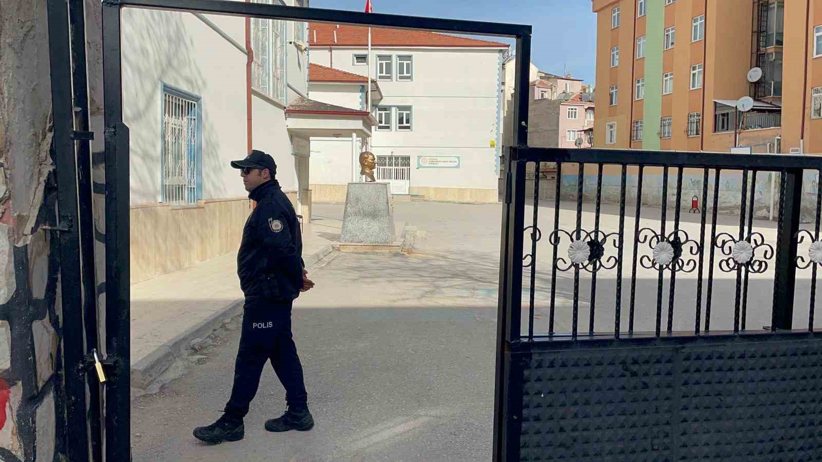 Karaman&rsquo;da okullarda g&uuml;venlik &ouml;nlemleri artırıldı
