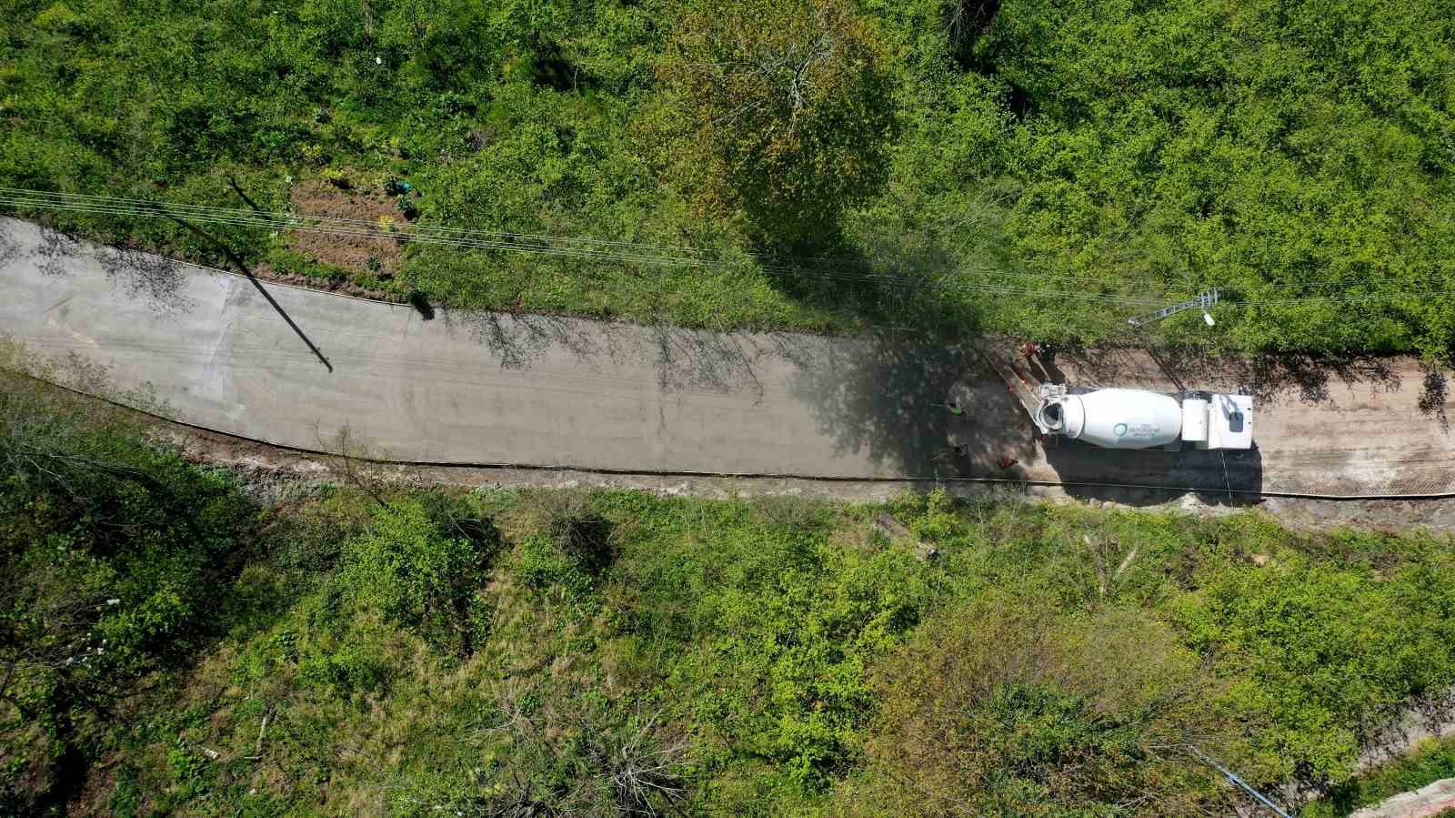 Ordu&rsquo;da beton yol seferberliği s&uuml;r&uuml;yor

