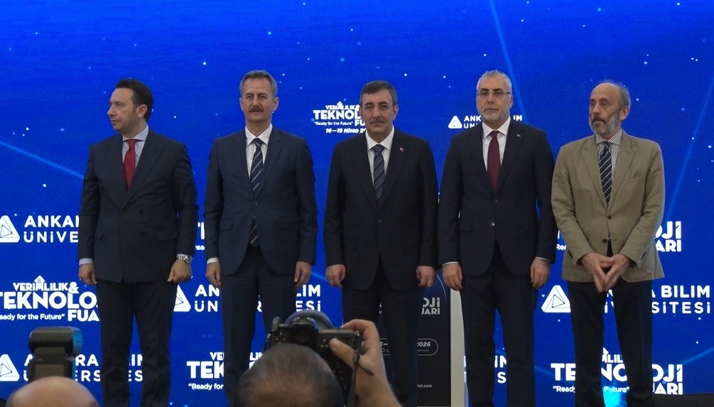 Bakan Işıkhan: "Değişen iş g&uuml;c&uuml; piyasalarına uyum sağlamak i&ccedil;in beceri geliştirme programlarına b&uuml;y&uuml;k &ouml;nem veriyoruz"
