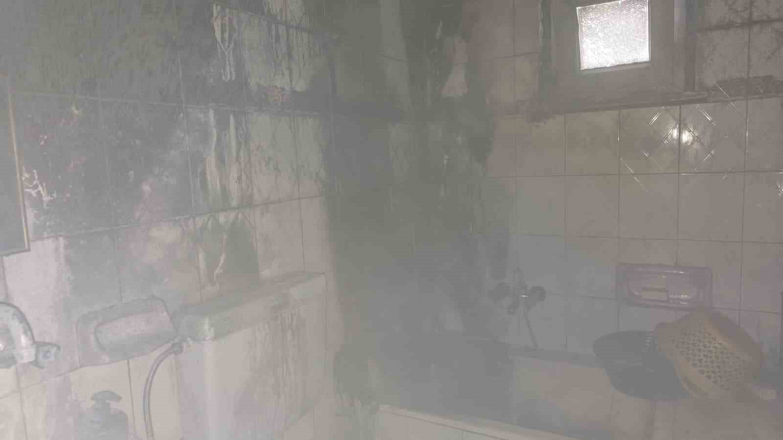 Şofben alev aldı: Anne ve engelli kızı dumandan etkilendi