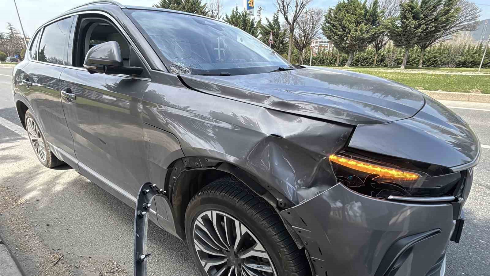 D-100&rsquo;de cipin &ccedil;arptığı yaşlı adam hayatını kaybetti
