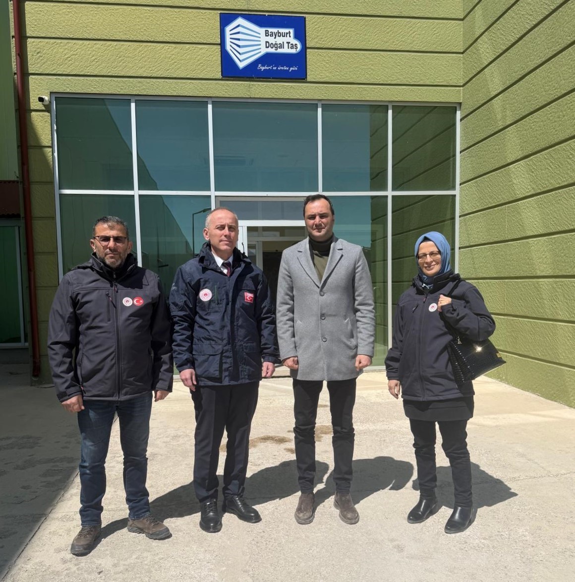 Bayburt&rsquo;ta doğal taş &uuml;retim tesisinde &ccedil;evre denetimi yapıldı
