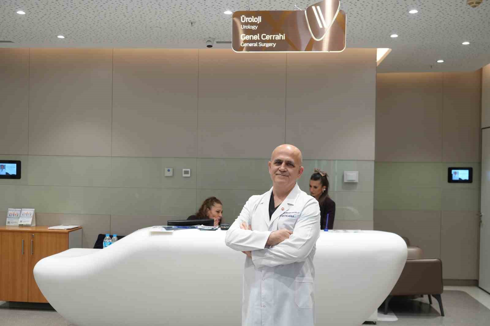 Tuzdan zengin gıdalarla beslenmek taş hastalığının riskini artıran en önemli faktör