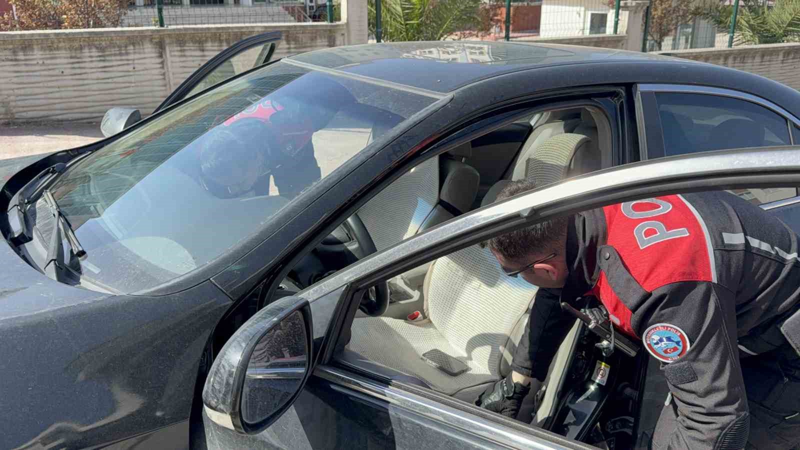 Okul &ccedil;evrelerinde g&uuml;venlik alarmı
