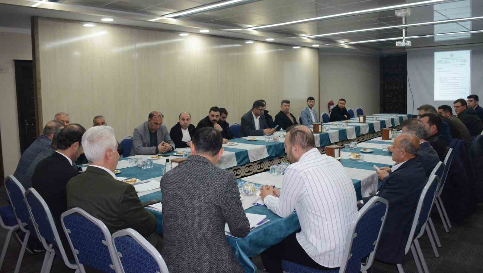 Tatvan’da turizm sektör temsilcileri toplantısı gerçekleştirildi