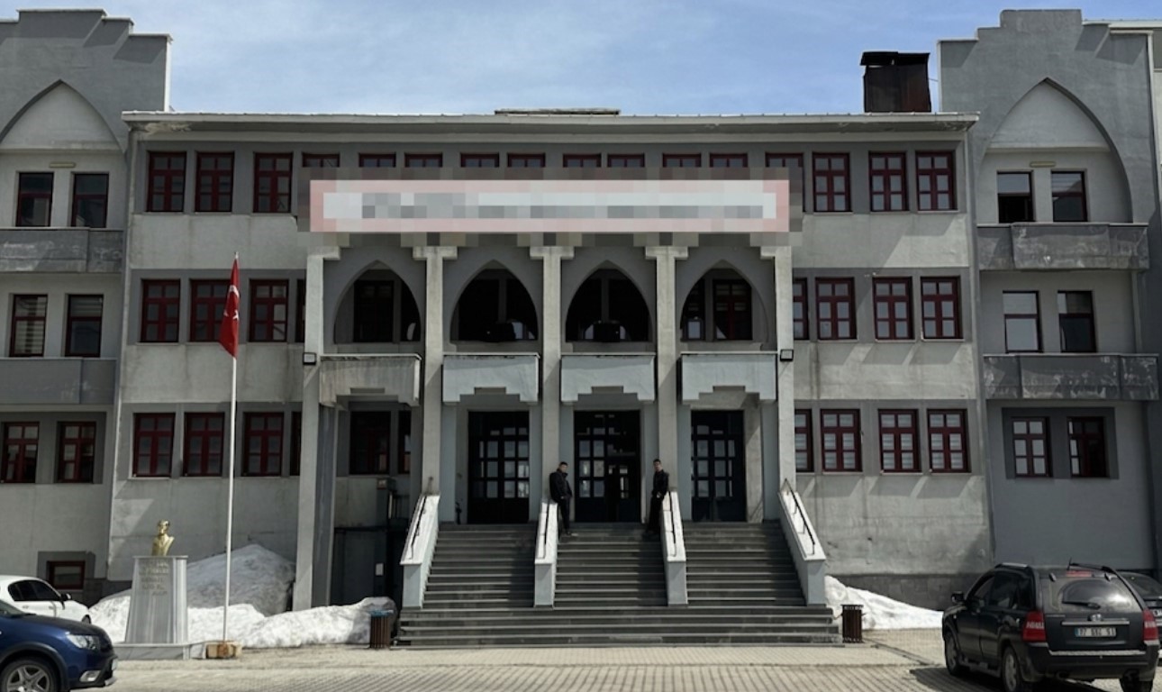 Yüksekova’da hareketli dakikalar: Okuldaki ihbar asılsız çıktı