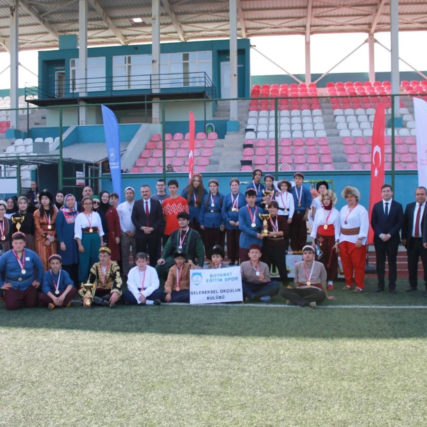 Sinop&rsquo;ta &ouml;ğrenciler ok&ccedil;ulukta h&uuml;nerlerini sergiledi
