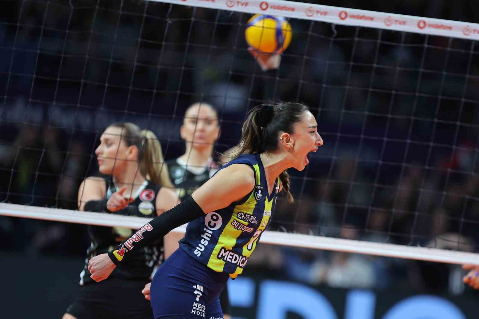 Fenerbahçe, seride durumu 2-2’ye getirdi
