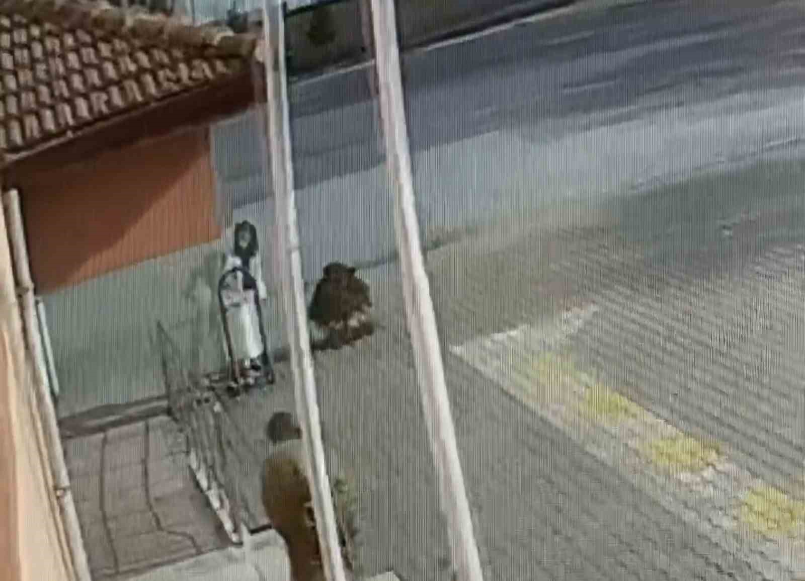 Altıntaş&rsquo;ta minik &ouml;ğrencinin &ccedil;evre duyarlılığı
