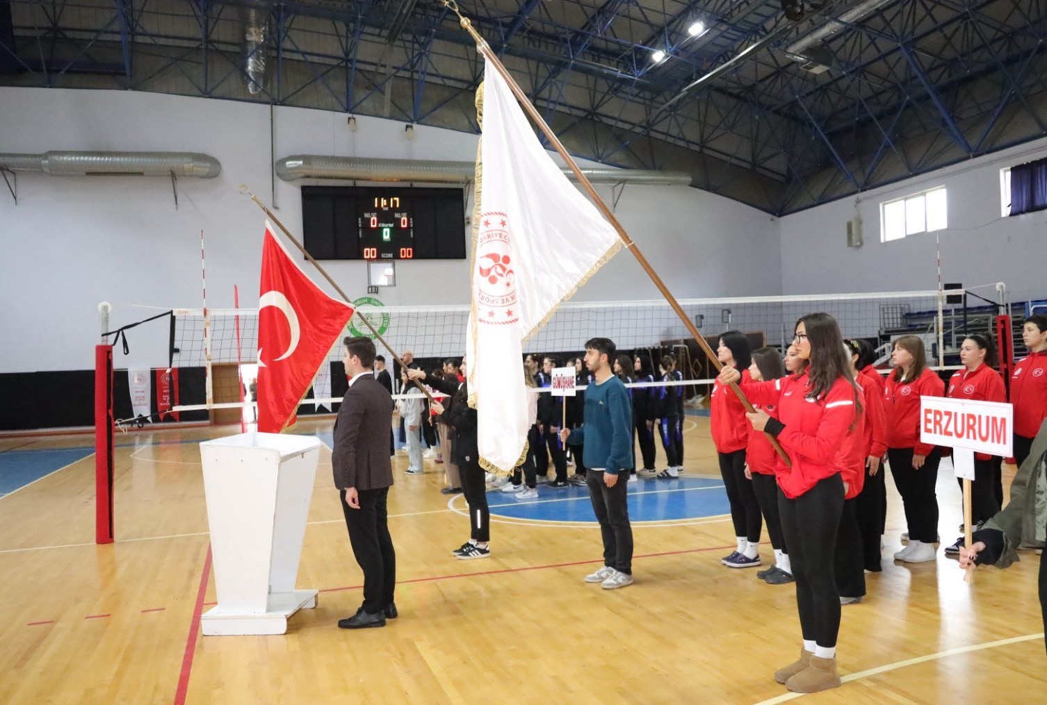 Nene Hatun&rsquo;un sultanları Yurtlig&rsquo;de b&ouml;lge &uuml;&ccedil;&uuml;nc&uuml;s&uuml;
