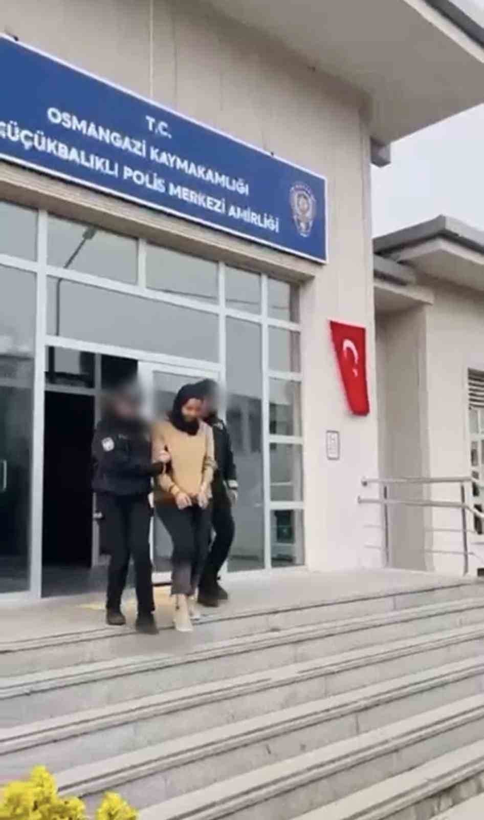 Bursa&rsquo;da aranması olan şahıslara operasyon
