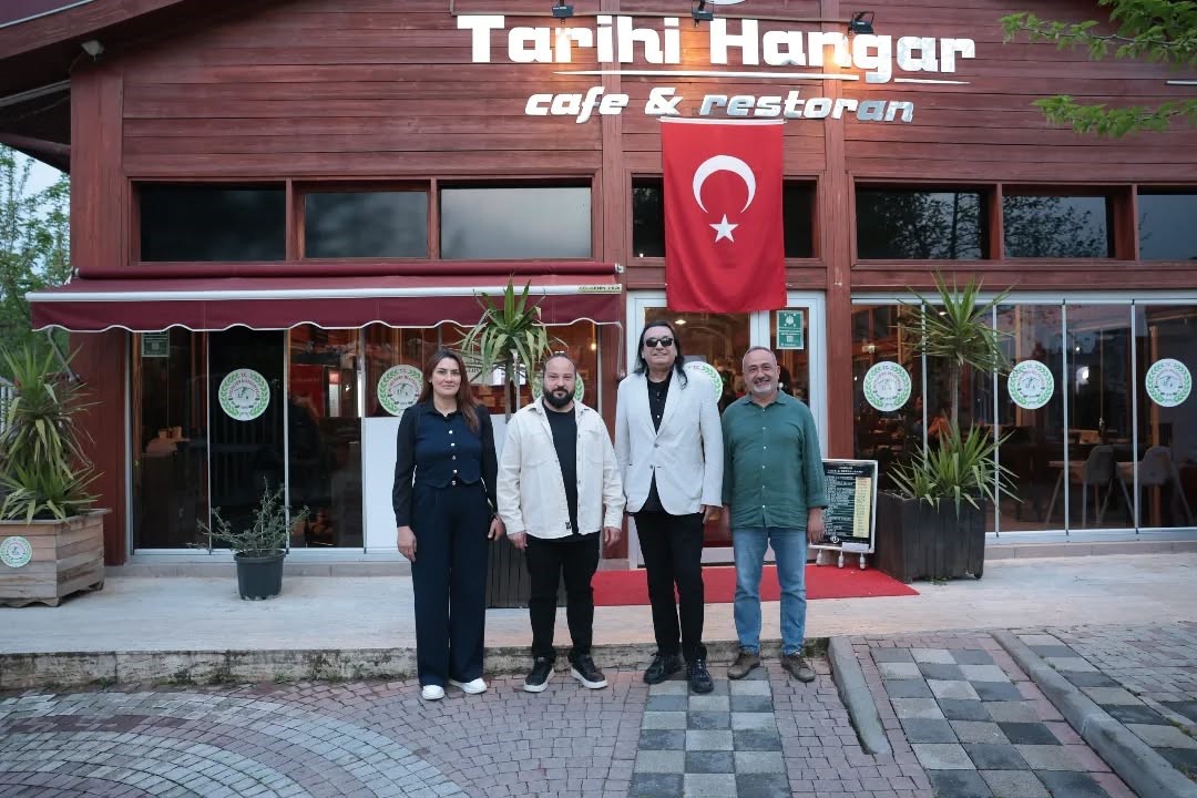 &Uuml;nl&uuml; sanat&ccedil;ı Kırdar İncirliova&rsquo;da ağırlandı
