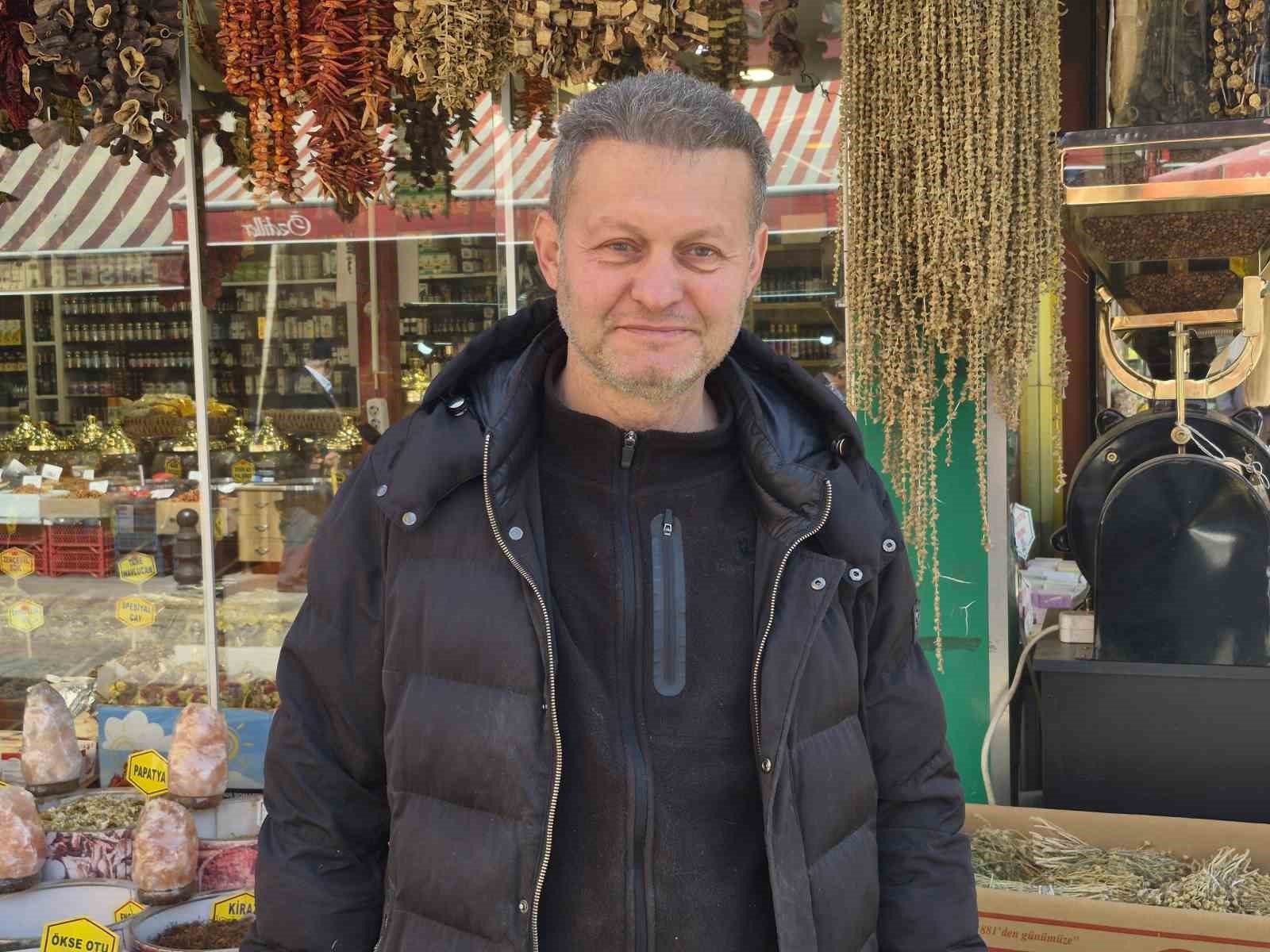 Mevsim geçişlerinde kırgınlığa karşı bu bitkisel karışım öneriliyor
