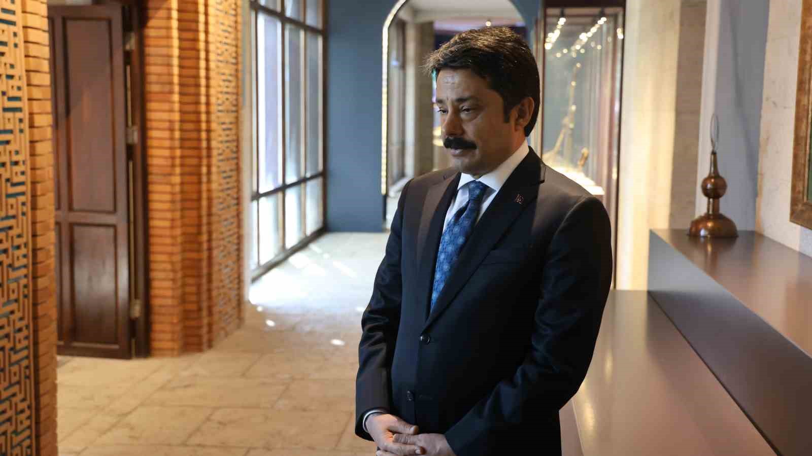 Kırşehir&rsquo;de gen&ccedil;ler 88 saatlik eğitimin ardından m&uuml;zede rehberlik yapıyor
