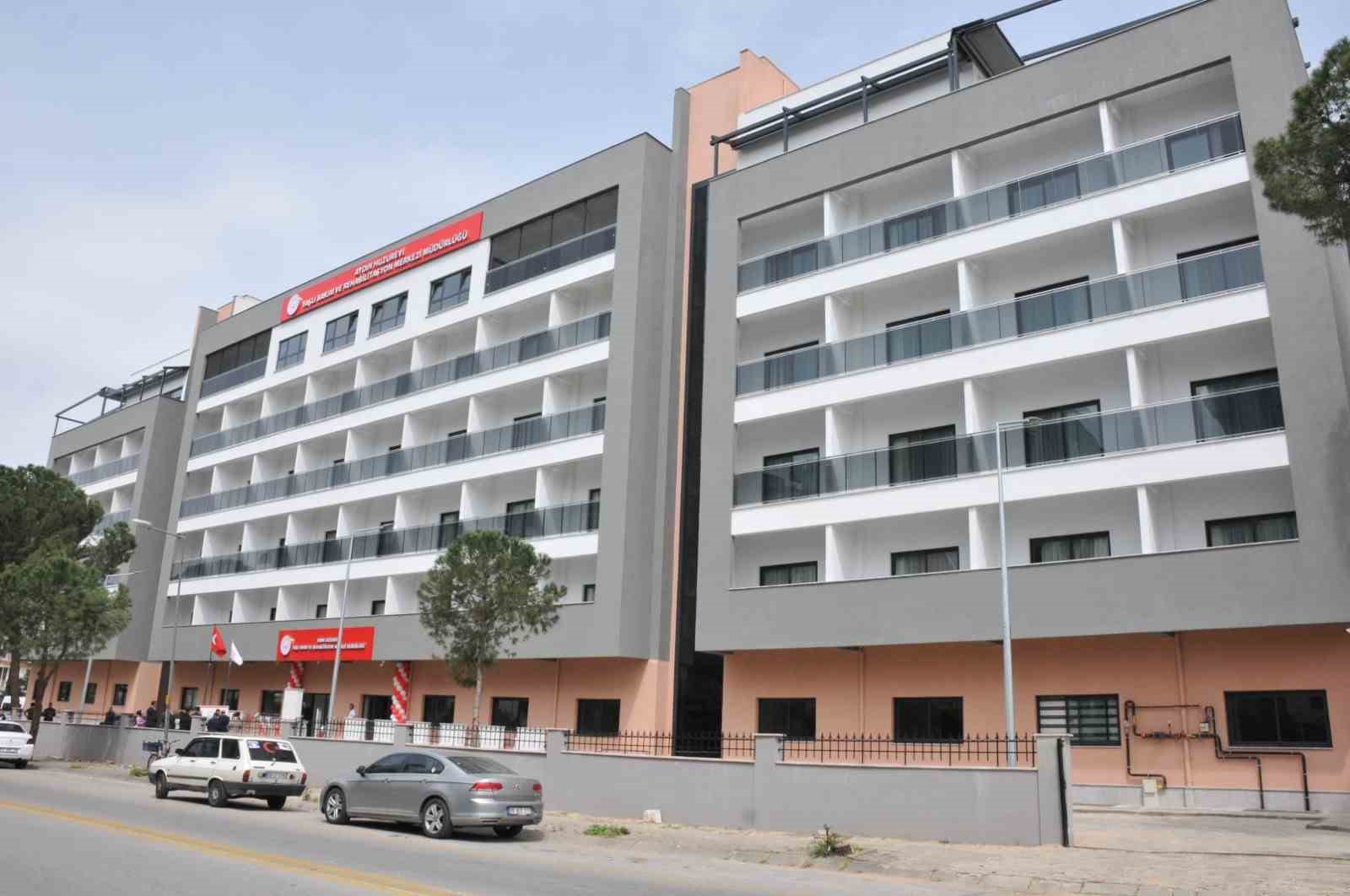 Yapımı tamamlanan Aydın Huzurevi ilk yaşlı kabul&uuml;n&uuml; ger&ccedil;ekleştirdi
