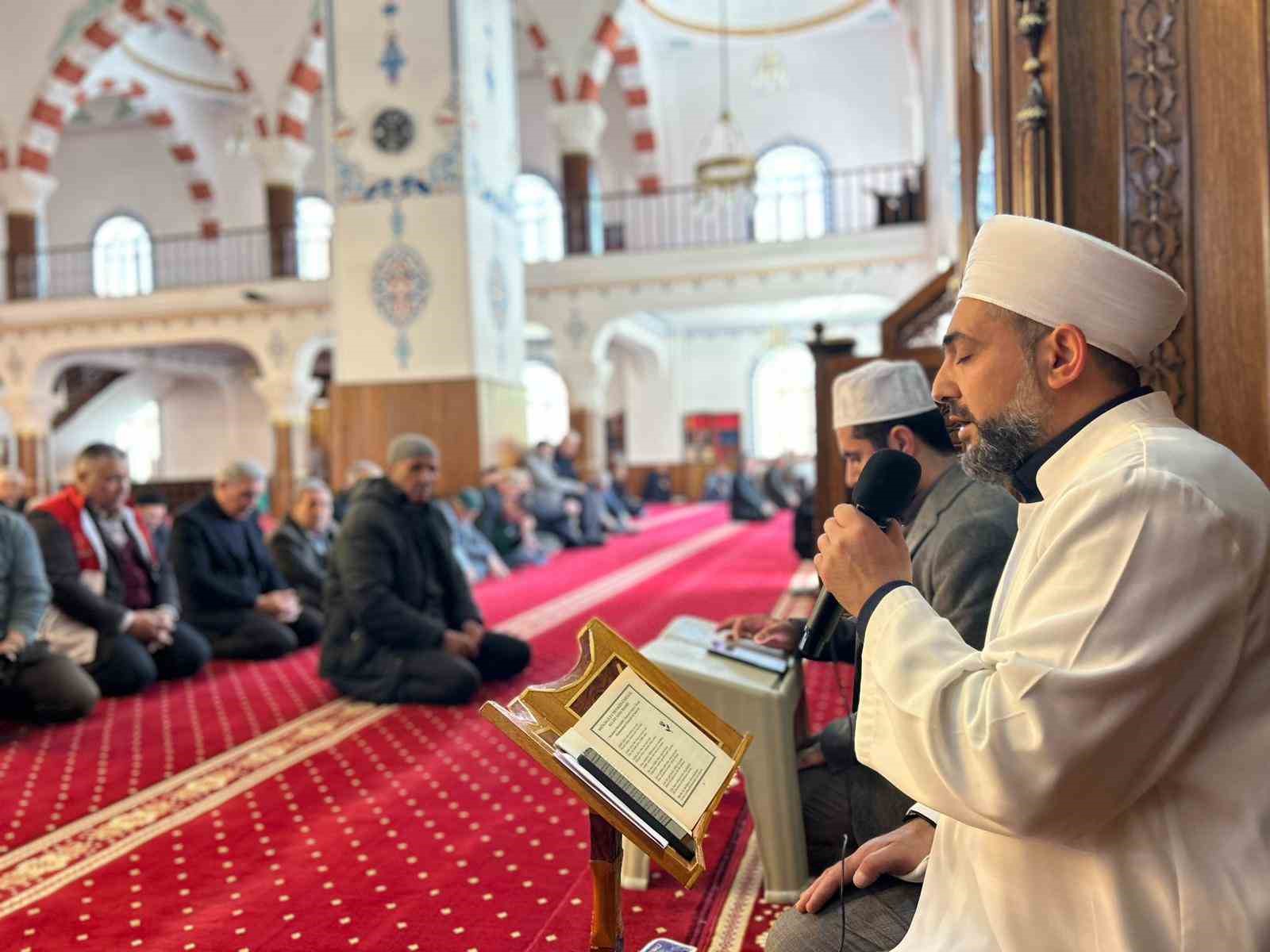 Van’da şehitler için Mevlid-i Şerif programı düzenlendi