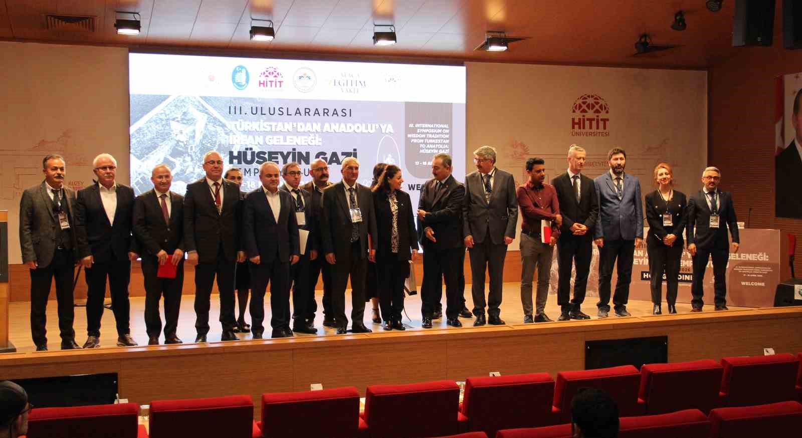 7 farklı ülkeden katılımcıların katkı sunacağı Uluslararası Türkistan’dan Anadolu’ya İrfan Geleneği: Hüseyin Gazi Sempozyumu başladı