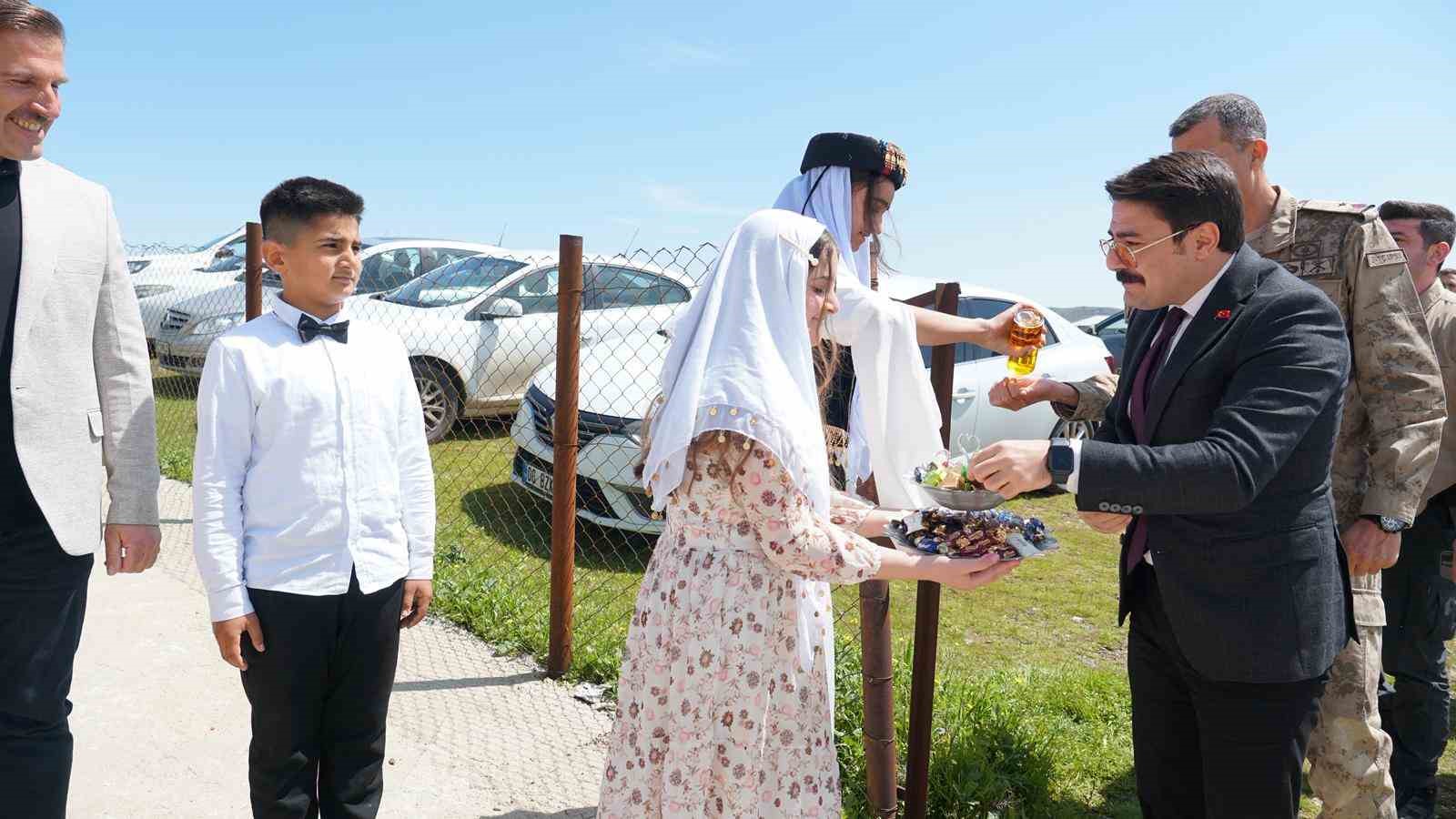 Beşiri&rsquo;de "&Ccedil;erşema Sor" bayramı kutlandı
