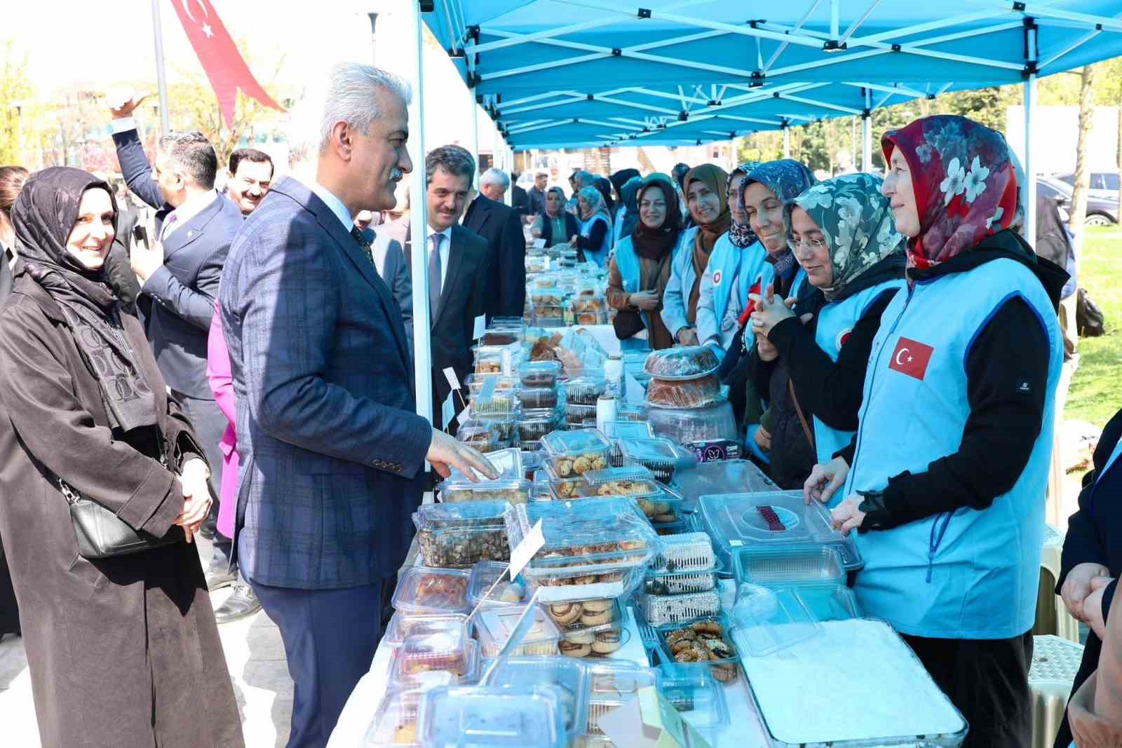 Düzce’de ihtiyaç sahibi nişanlı gençler için hayır çarşısı