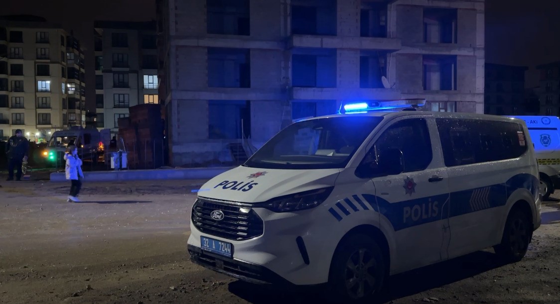 Kayıp olarak aranan 16 yaşındaki Feyza, &ouml;l&uuml; olarak bulundu
