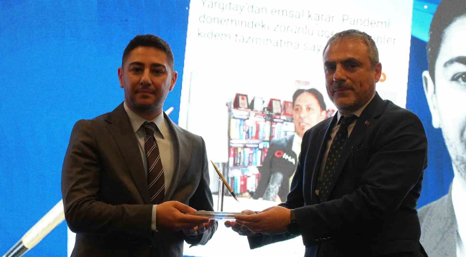 Ekonomi basınının ’Altın Kalem’leri sahiplerini buldu: Bir ödül de İHA’ya