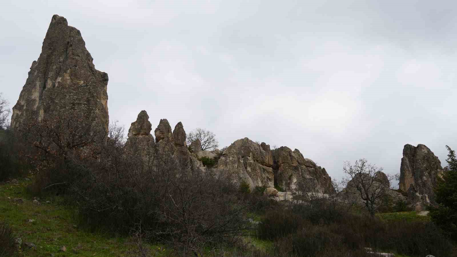 Ankara&rsquo;da Kapadokya&rsquo;yı andıran doğa harikası: Abacı Peribacaları
