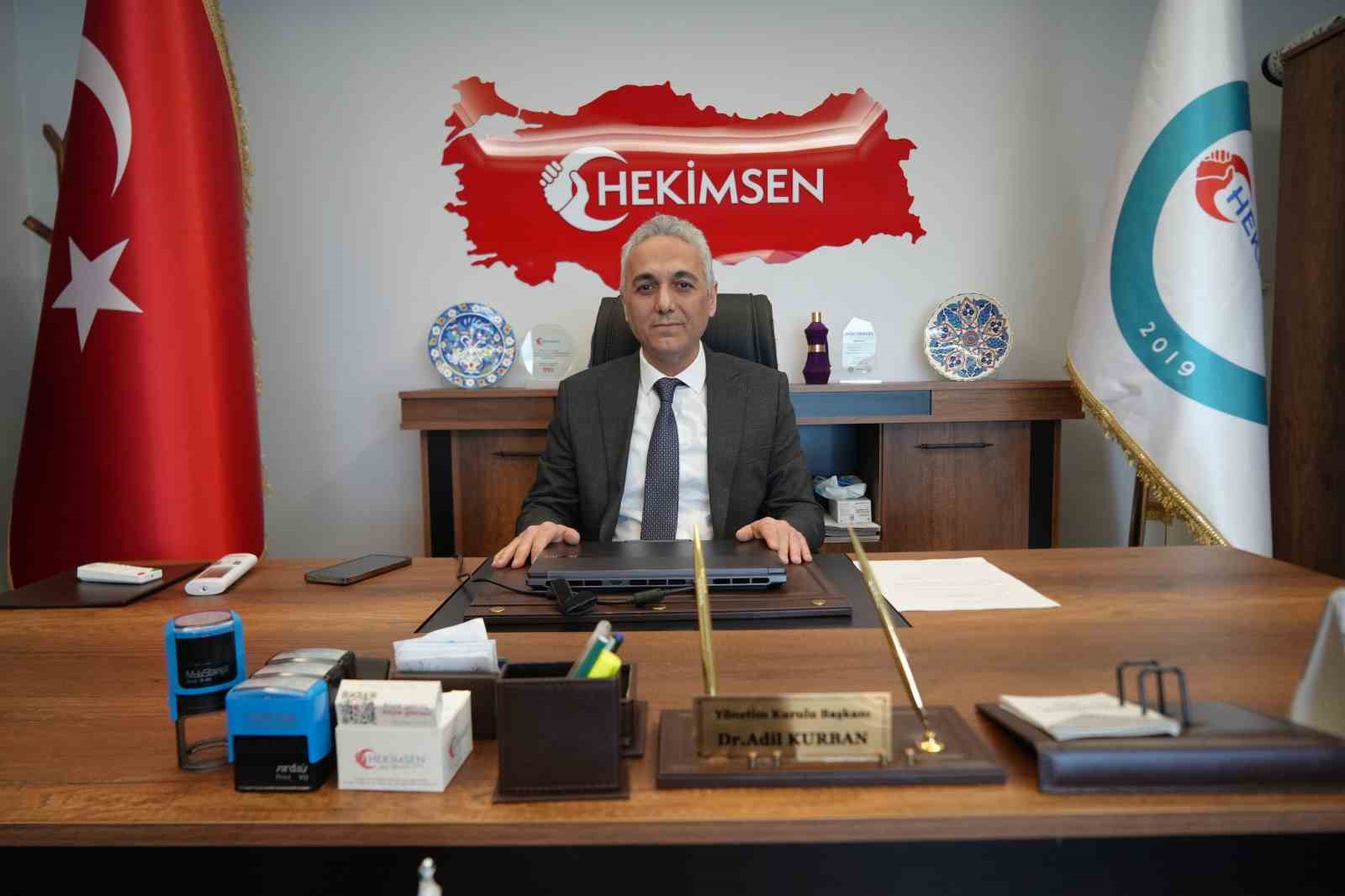 "Değer yargıları zayıflamış bir gen&ccedil;likle karşı karşıyayız"
