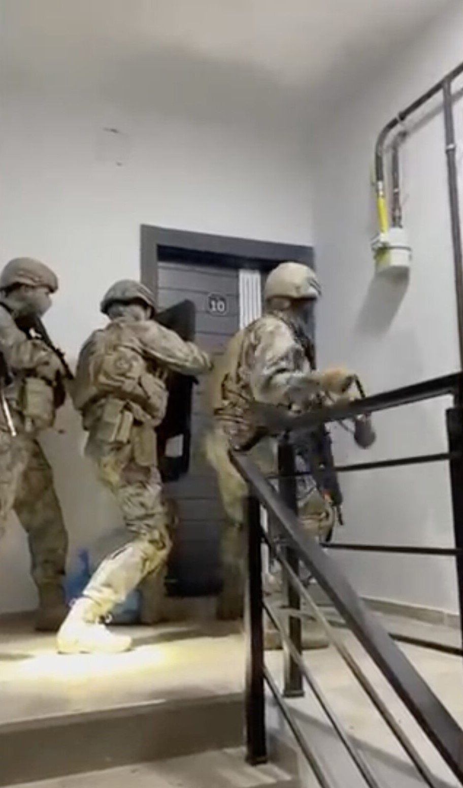 13 ilde eş zamanlı yasa dışı bahis operasyonu: 71 g&ouml;zaltı, 53 tutuklama
