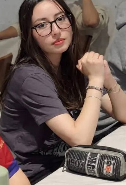 Kayıp olarak aranırken &ouml;l&uuml; bulunan 16 yaşındaki Feyza&rsquo;nın cenazesi ailesine teslim edildi
