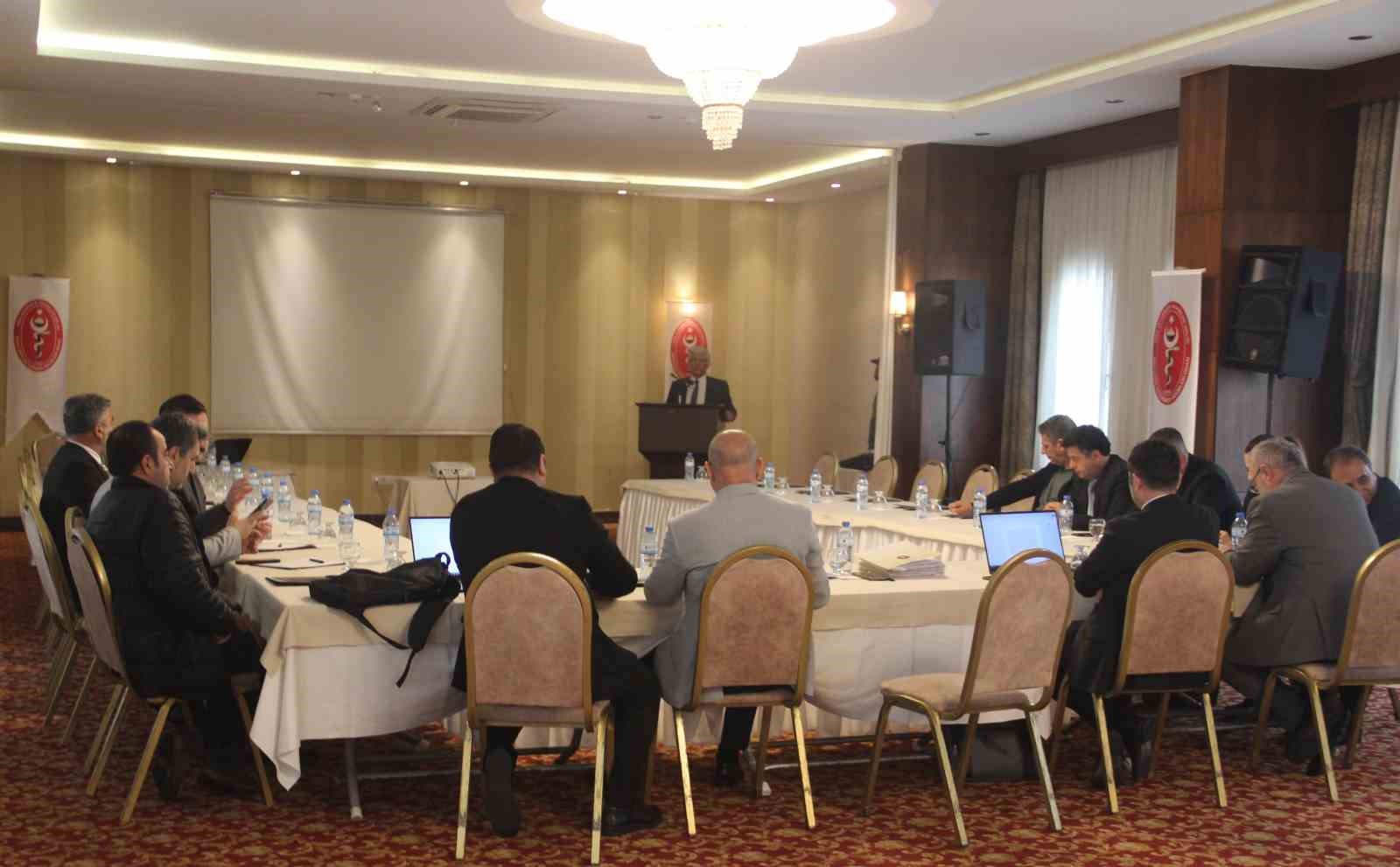 Veteriner Hekimler Birliği Başkanı Eroğlu: "&Ccedil;eşitli salgın hastalıkların gelecekte de yaşanacağı ifade ediliyor"
