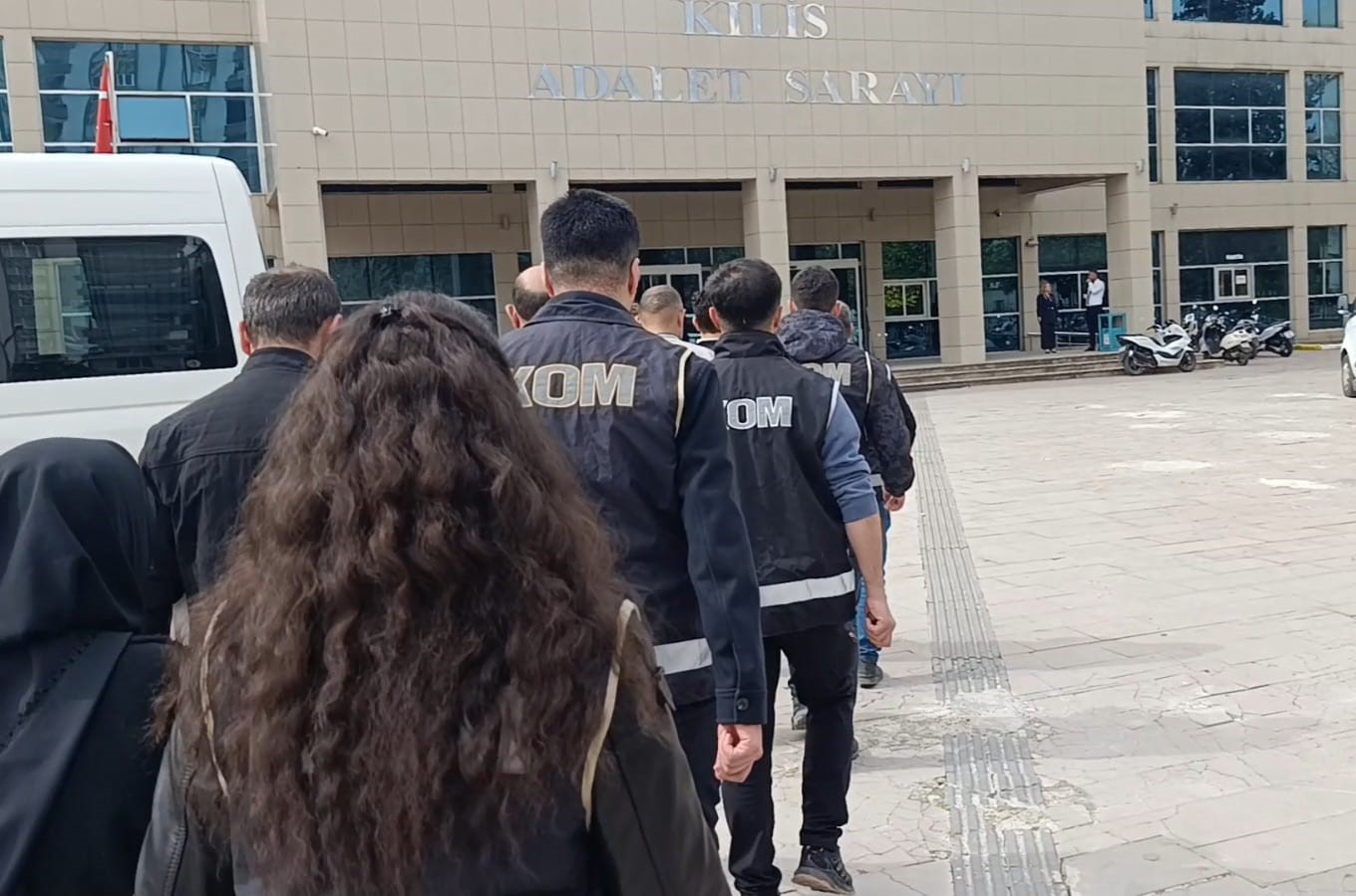 Kilis merkezli altın ka&ccedil;ak&ccedil;ılığı operasyonu: 4 tutuklama
