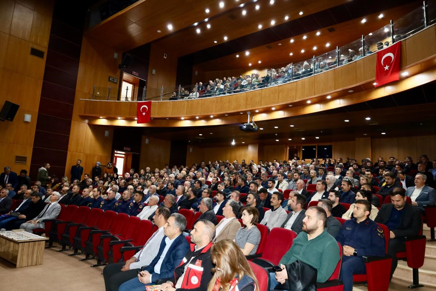Kahta&rsquo;da okul g&uuml;venliği toplantısı d&uuml;zenlendi
