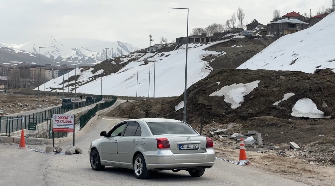Pizok yolu 13 g&uuml;nd&uuml;r kapalı

