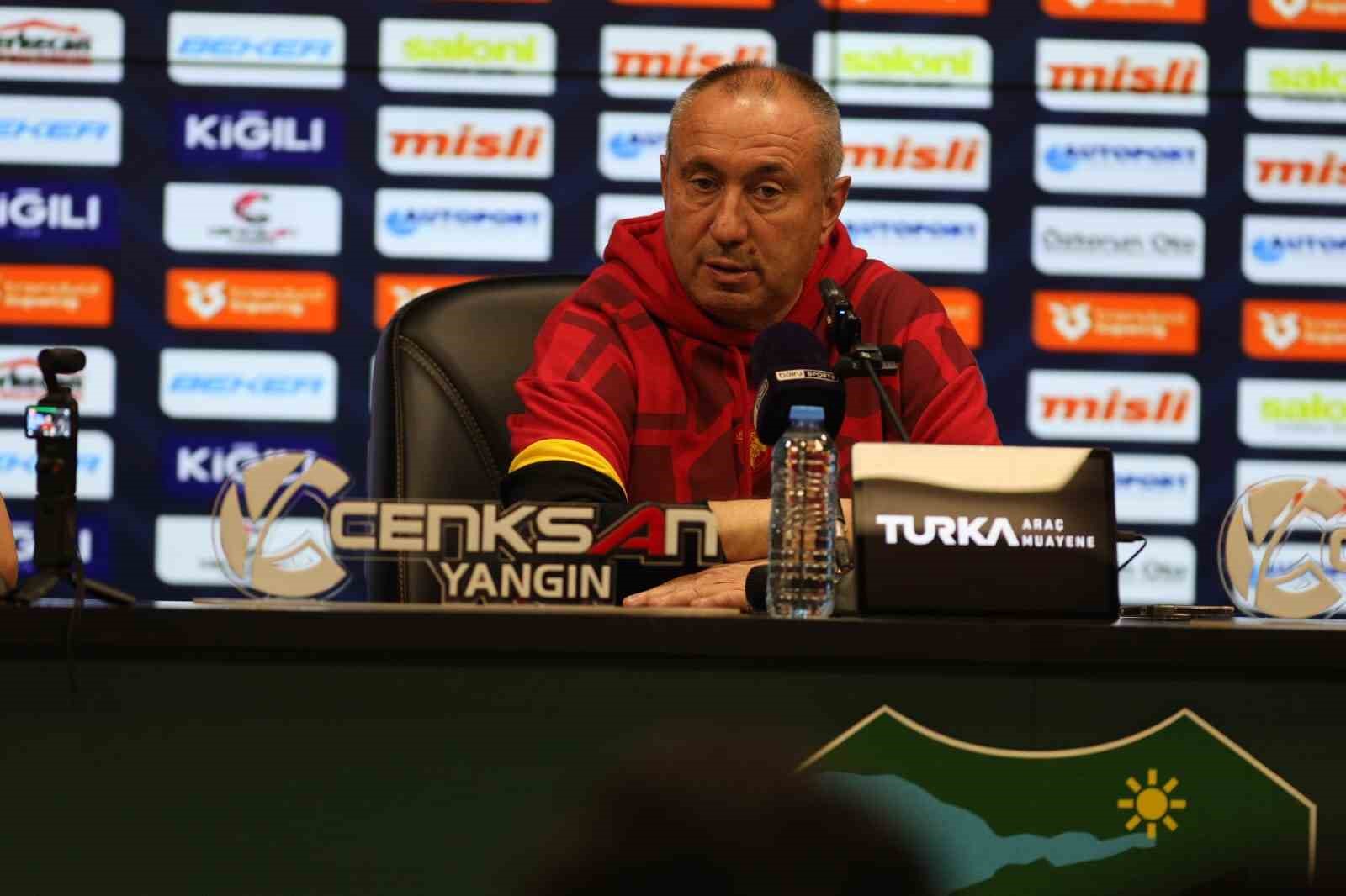 Stanimir Stoilov: "Bug&uuml;n oyun şeklimizden memnun değilim"
