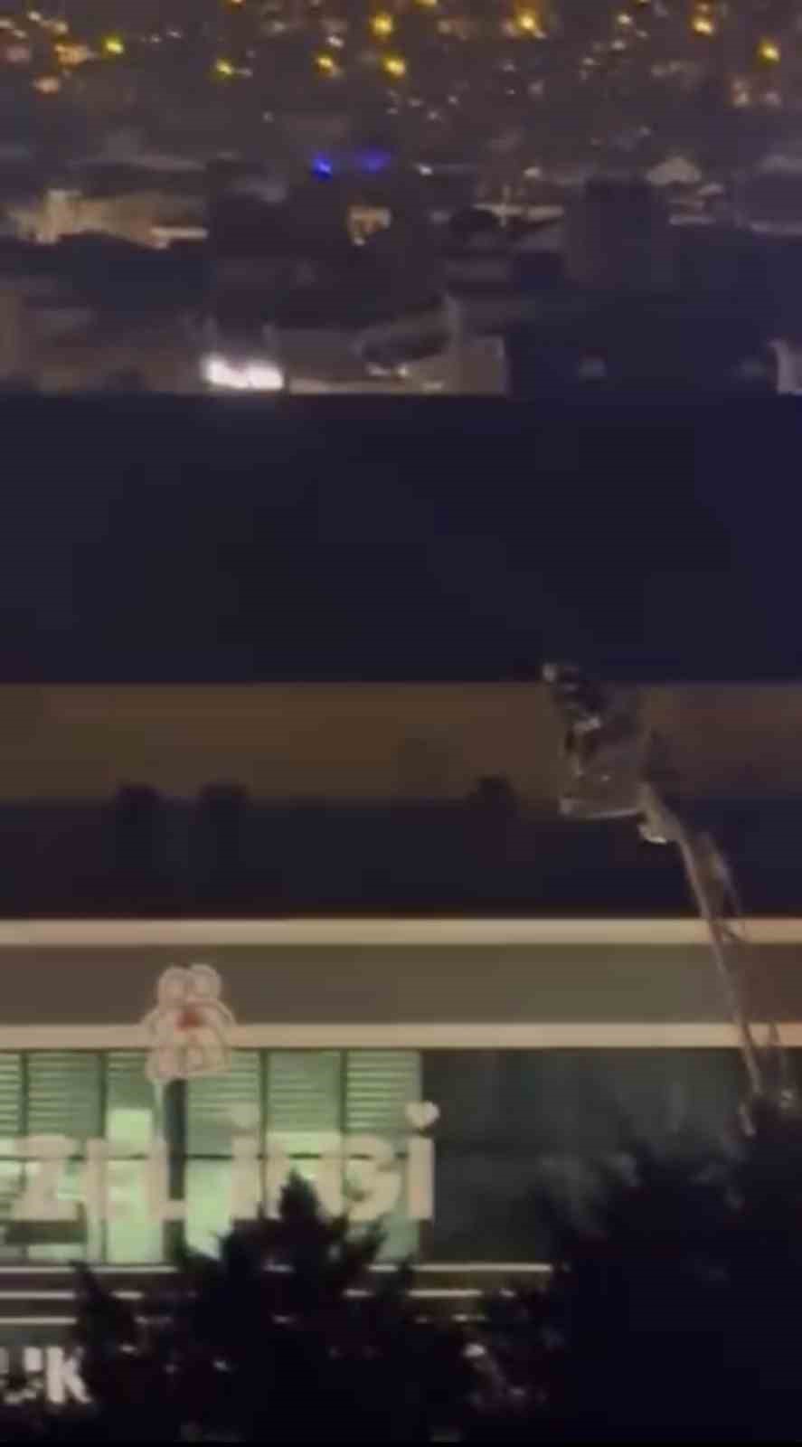 &Ccedil;ocuk tıp merkezinde korkutan yangın: Hastalar tahliye edildi
