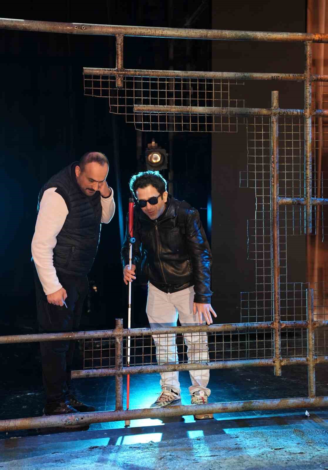 T&uuml;rk Telekom, &rsquo;Erişilebilir Tiyatro&rsquo; projesi kapsamında &rsquo;Ebedi Barış&rsquo; oyununu erişilebilir kıldı
