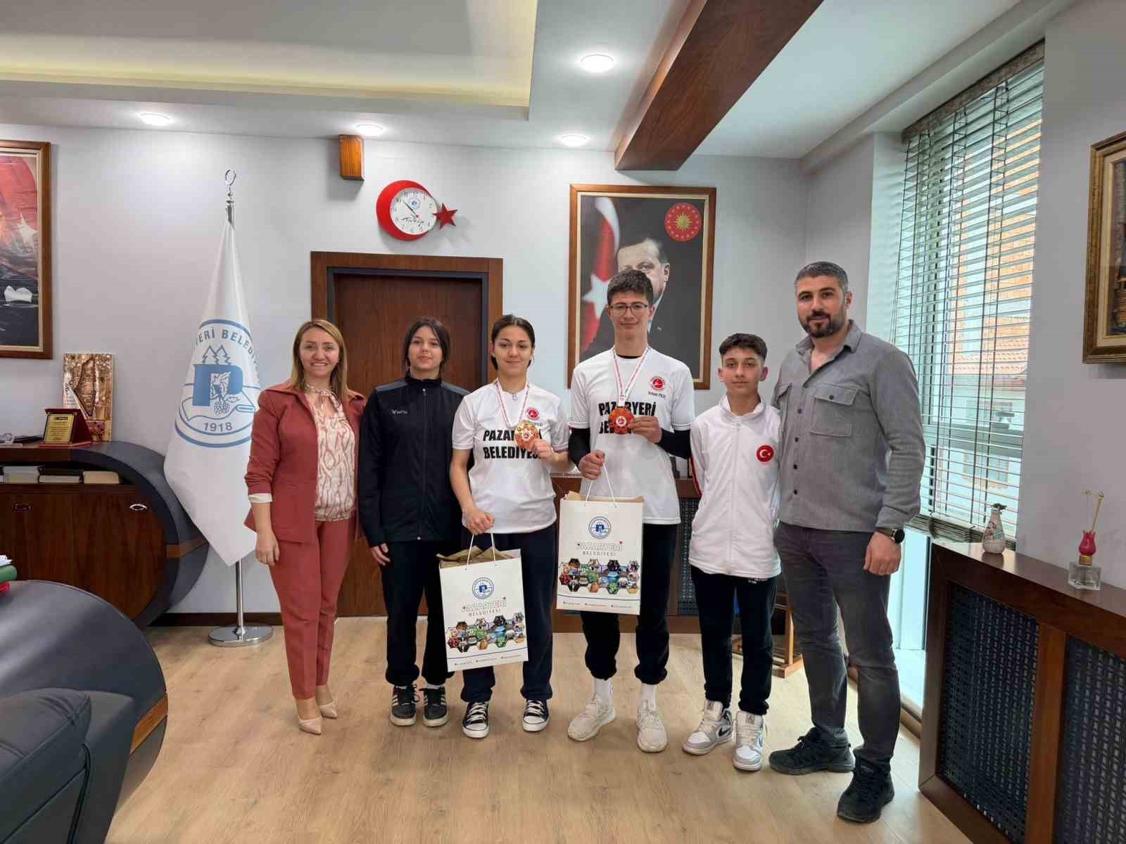 Şampiyonlar Pazaryeri&rsquo;nin gururu oldu
