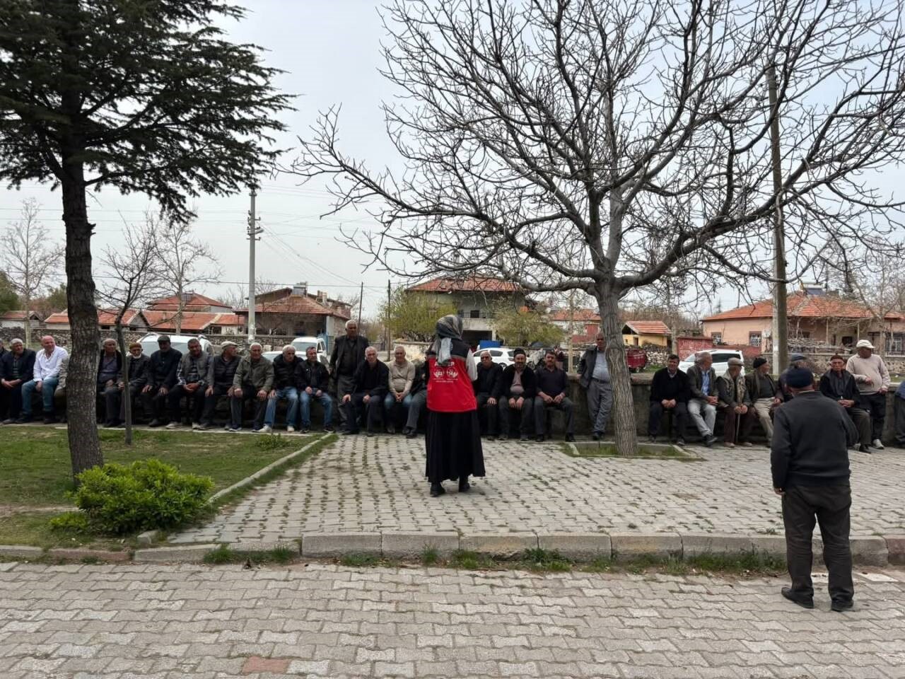 Aksaray&rsquo;da yaşlılara "Yaşlı Sağlığı ve Aile İ&ccedil;i İletişim" eğitimi veriliyor
