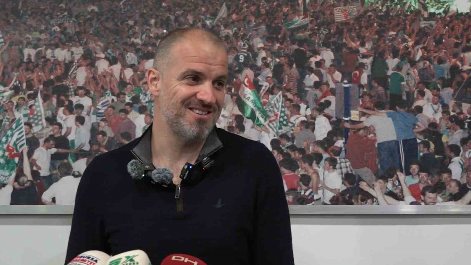 Mustafa Er: "Bursaspor taraftarı muazzam. Onlar her şeyin &ccedil;ok daha iyisini hak ediyor"
