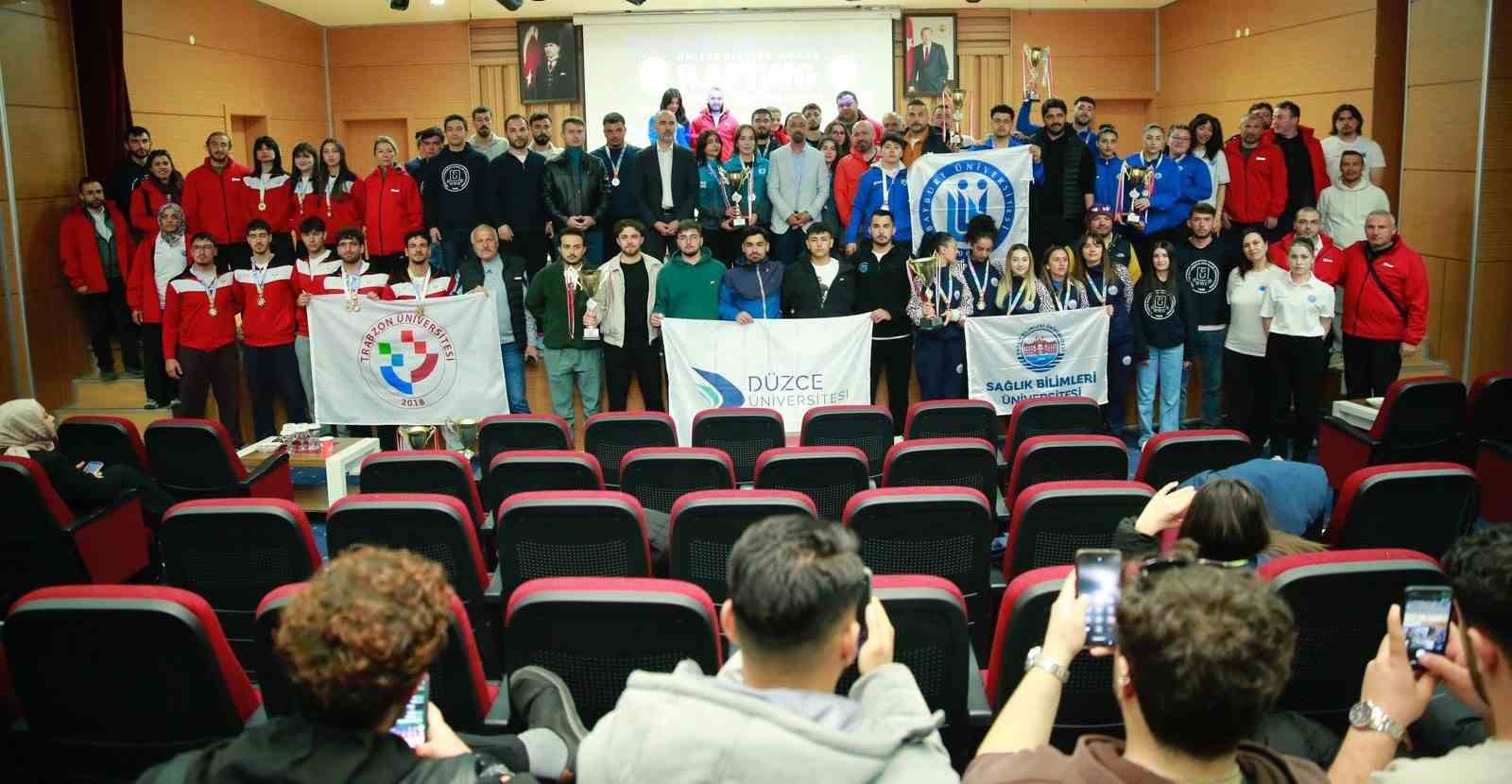 Bayburt’ta 3 gün süren rafting şampiyonasında şampiyonlar belli oldu