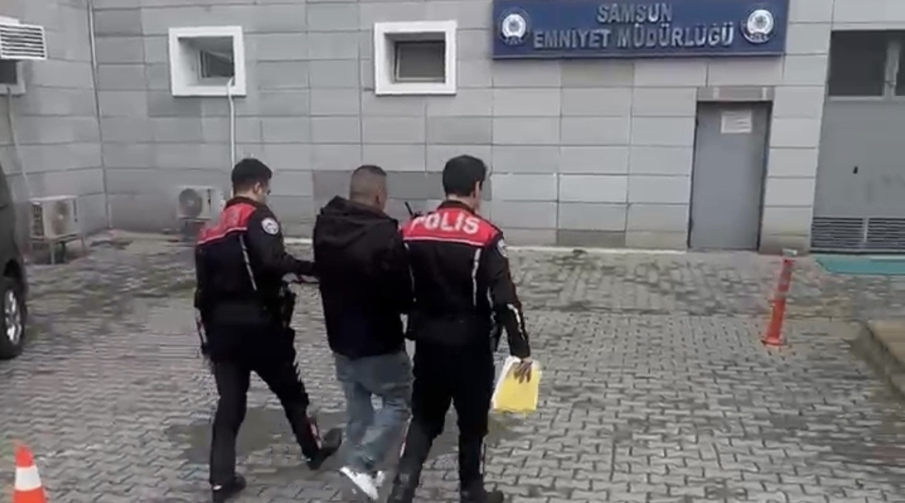 20 yıl hapis cezası bulunan h&uuml;k&uuml;ml&uuml; yakalandı
