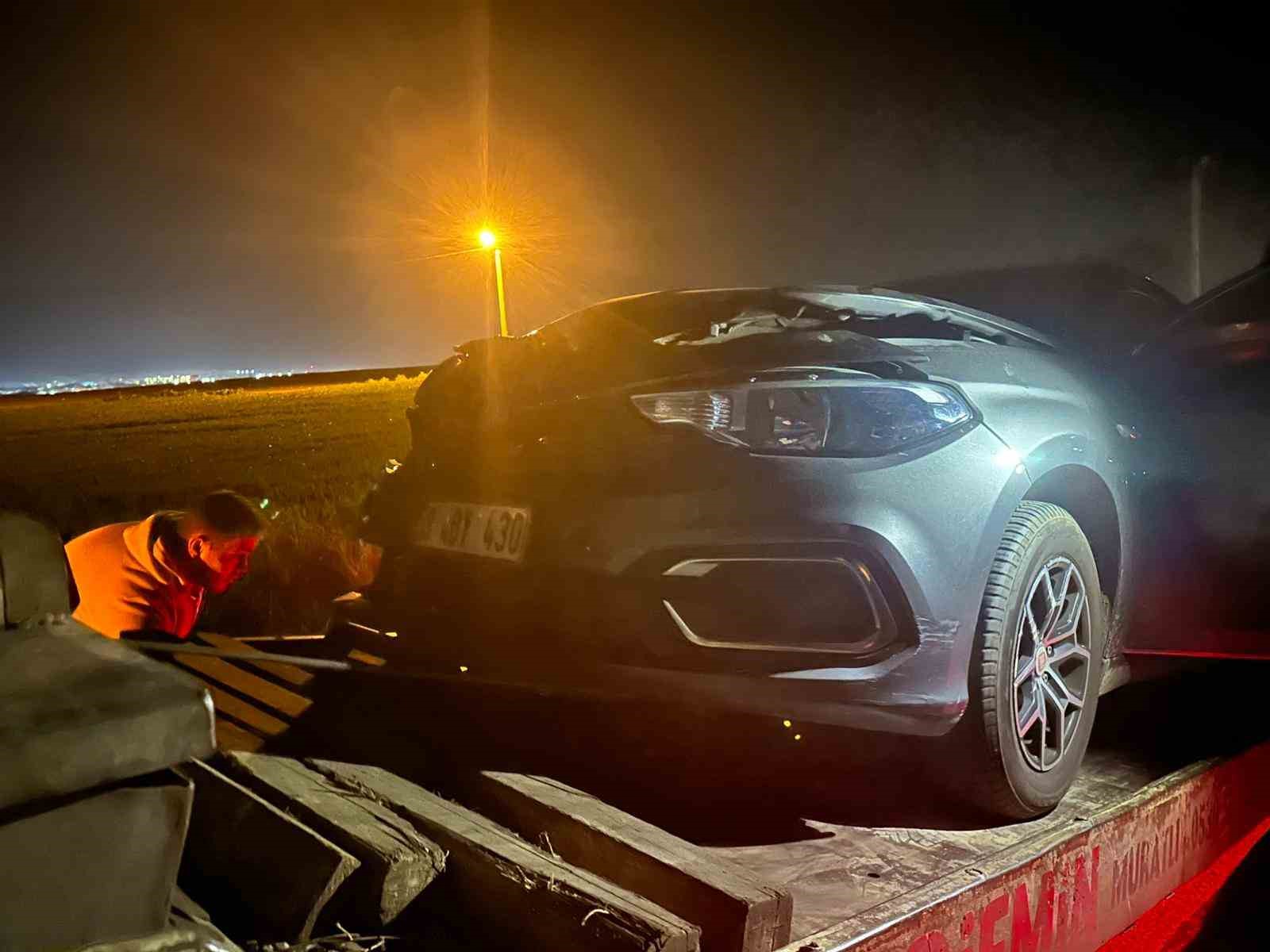 İki otomobil &ccedil;arpıştı, iki kişi hastanelik oldu
