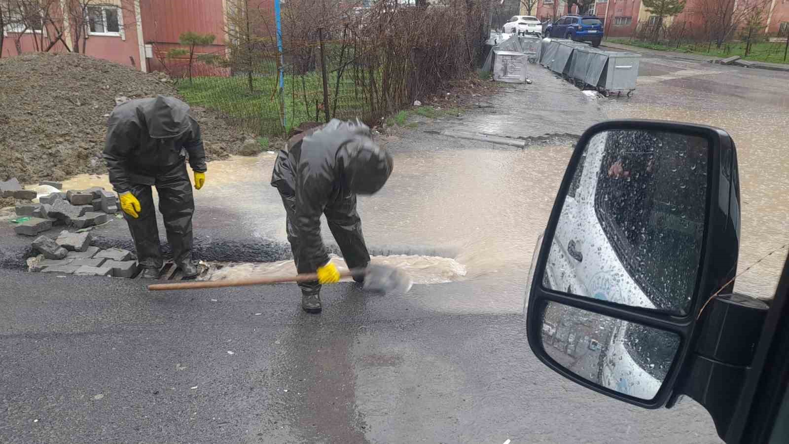 Hakkari&rsquo;de sağanak alarmı
