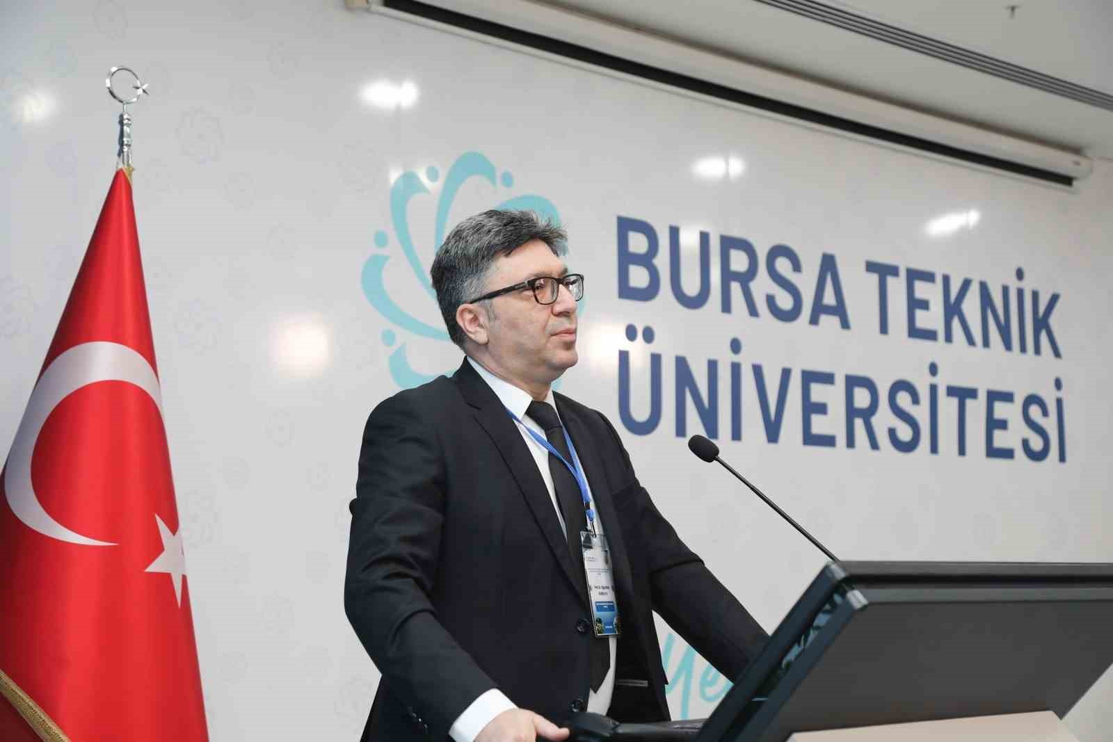 BT&Uuml;&rsquo;de kestane ormanlarının geleceği konuşuldu
