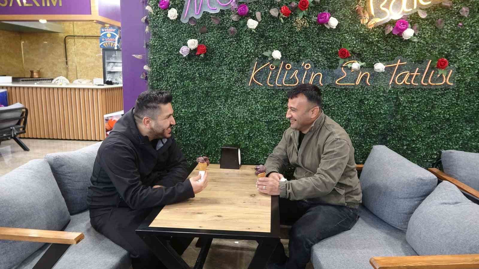 Kilis&rsquo;in &rsquo;horoz karası&rsquo; &uuml;z&uuml;m&uuml; dondurmaya d&ouml;n&uuml;şt&uuml;
